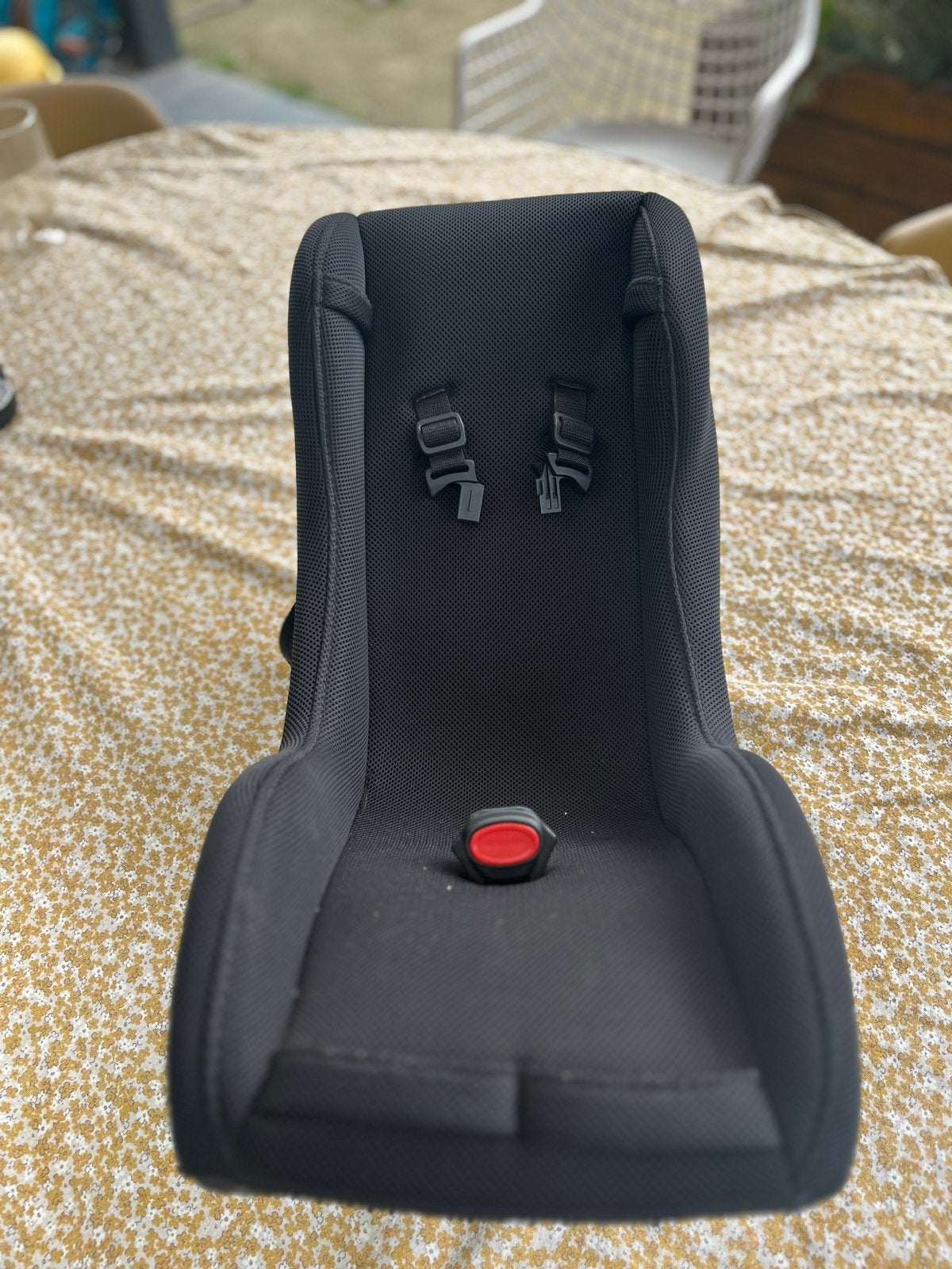 Melia Comfort Babyschaal voor bakfiets, Ophalen of Verzenden, Zo goed als nieuw, 0 t/m 10 kg