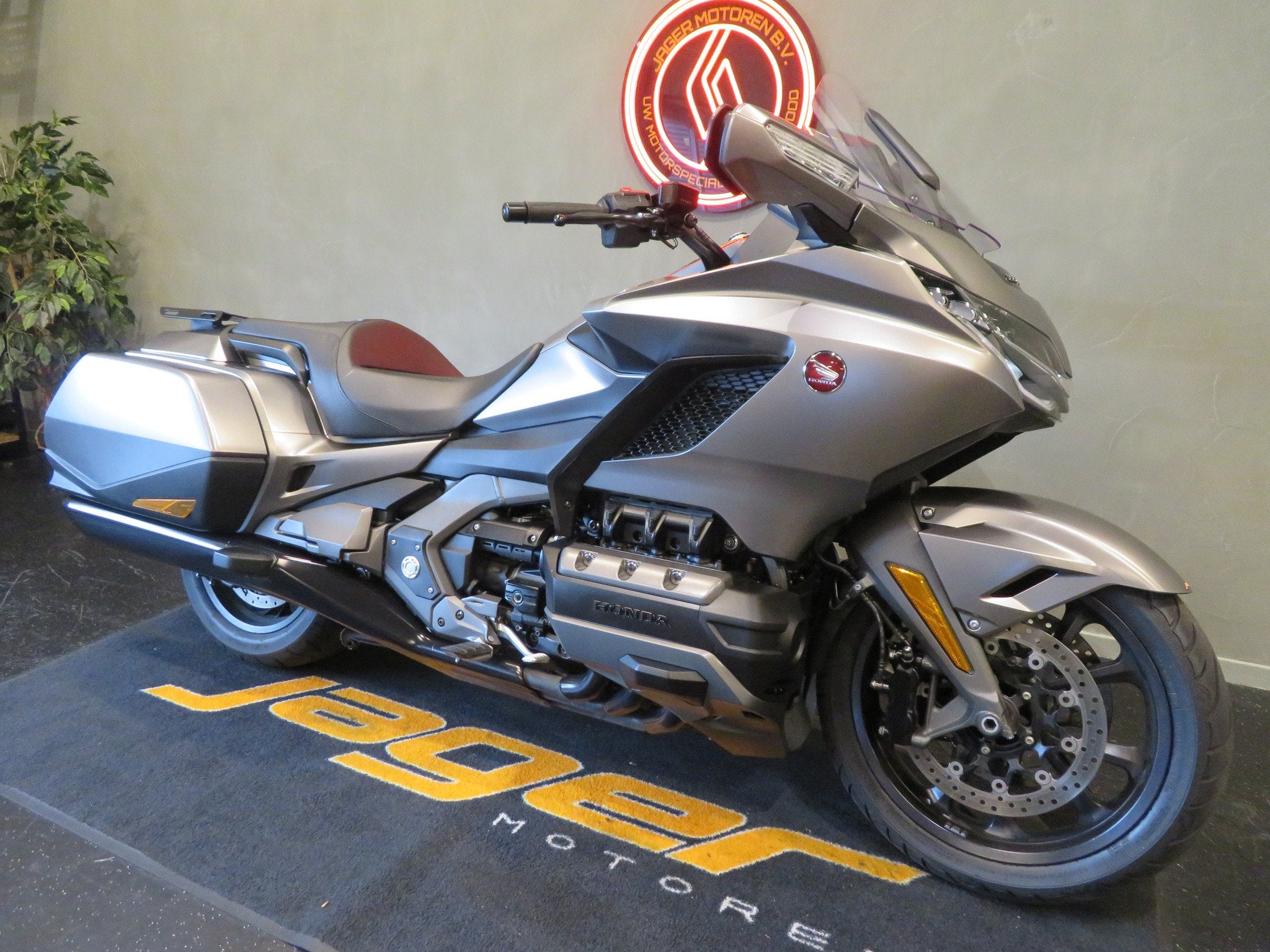 Honda GL 1800 GOLDWING BAGGER PERFECT! (bj 2020), Chopper, 1800 cc, Gebruikt, Bedrijf