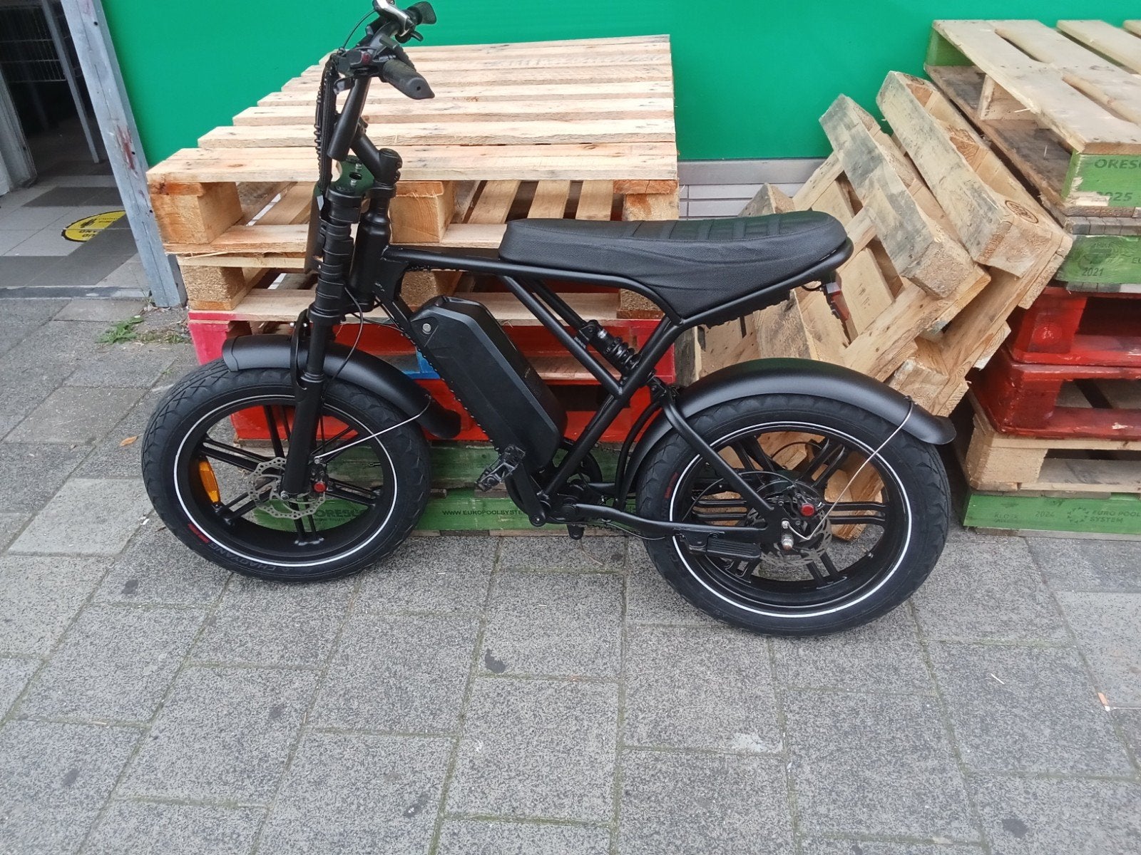 Zwarte Fatbike H9 - 1000W motor, 55km/u+, 2 schermen, Fietsen en Brommers, Zo goed als nieuw, 59 cm of meer, 50 km per accu of meer