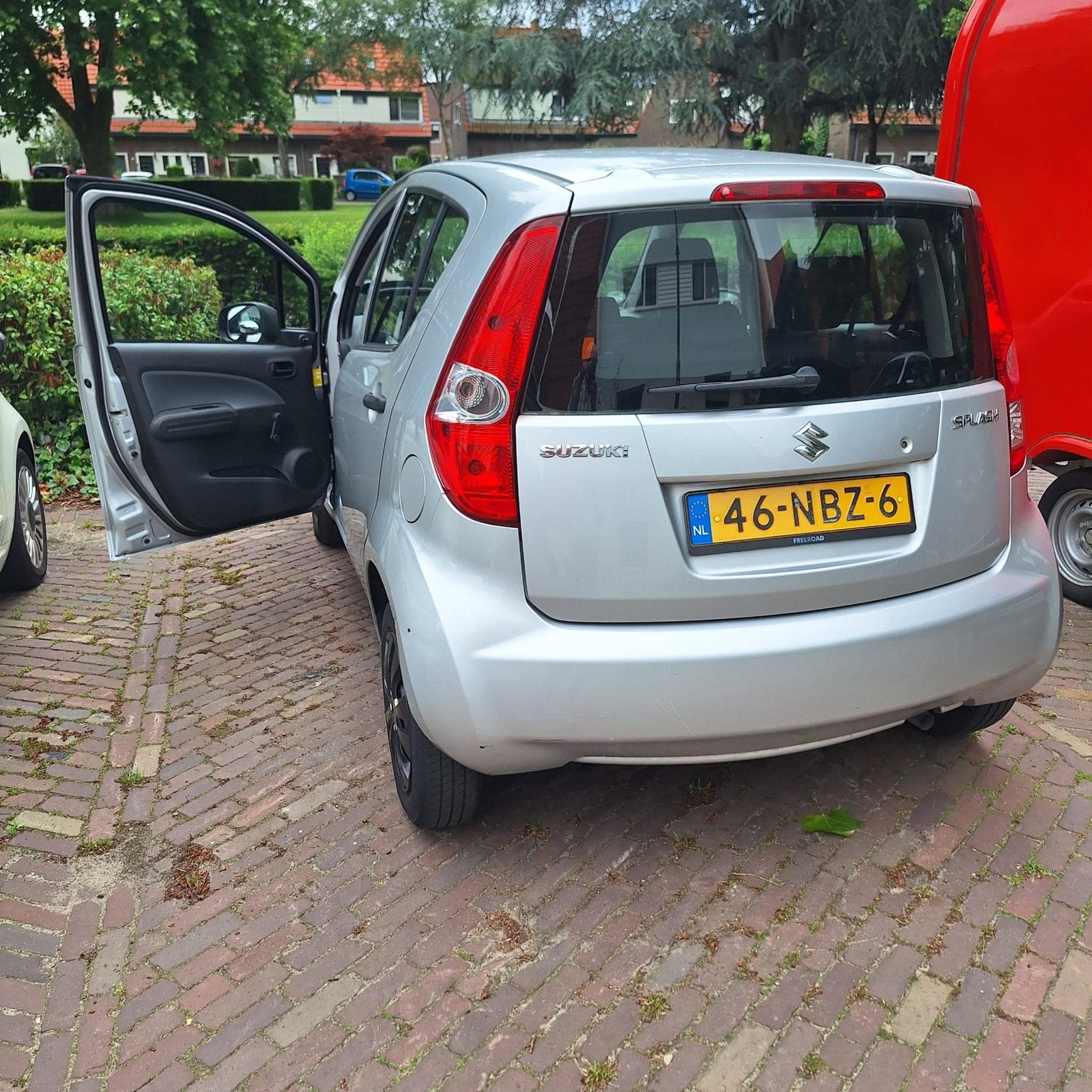 Suzuki Splash 1.0 2010 Grijs, Auto's, Suzuki, Particulier, Splash, Benzine, B, Hatchback, Handgeschakeld, Origineel Nederlands