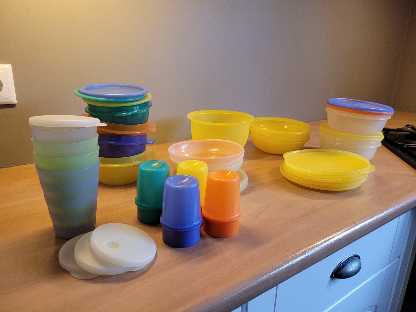 Diverse Tupperware artikelen als bakjes, bekers, eierdoppen, Gebruikt, Overige kleuren, Overige typen, Ophalen of Verzenden