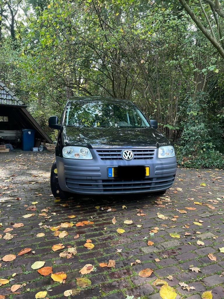 Rolstoelauto Volkswagen Caddy, Voorwielaandrijving, Stof, Zwart, Handgeschakeld