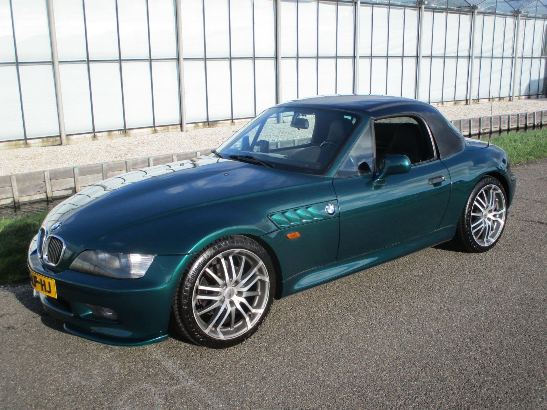 Foto 8 van BMW Z3 Roadster 1.8 met Hard en Softtop