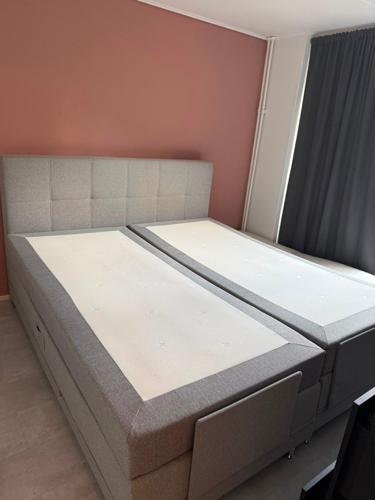Goossens Boxspring 180x200cm – Lichtgrijs – Zeer nette staat, Ophalen, Tweepersoons, Zo goed als nieuw, 180 cm