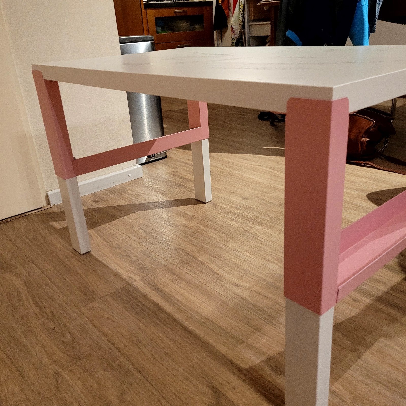 Ikea pahl bureau / tafel, Ophalen, Gebruikt, Tafel(s)