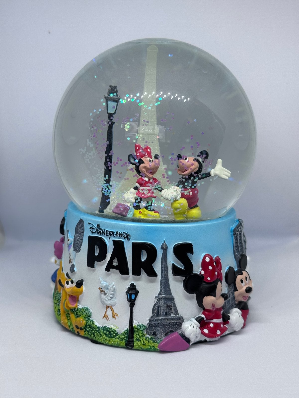Disney Sneeuwbol Mickey & Minnie Parijs Eiffeltoren, Verzamelen, Disney, Ophalen of Verzenden, Mickey Mouse, Zo goed als nieuw