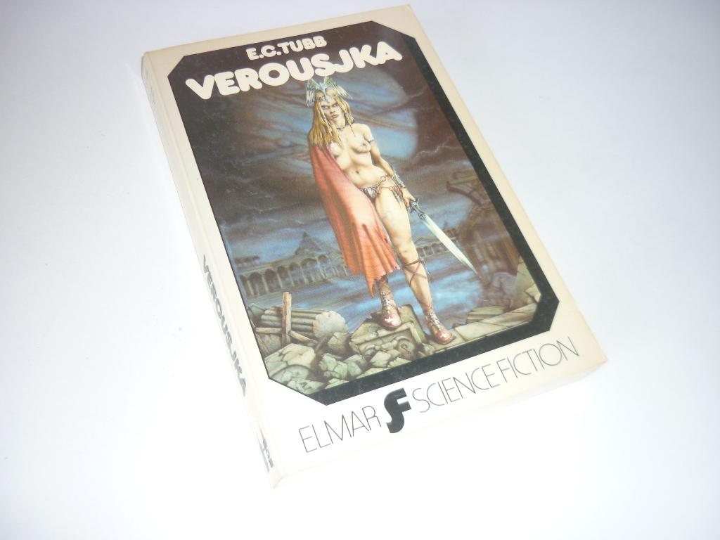 ELMAR SF: E.C. Tubb - Verousjka, Boeken, Science fiction, Ophalen of Verzenden, Gelezen