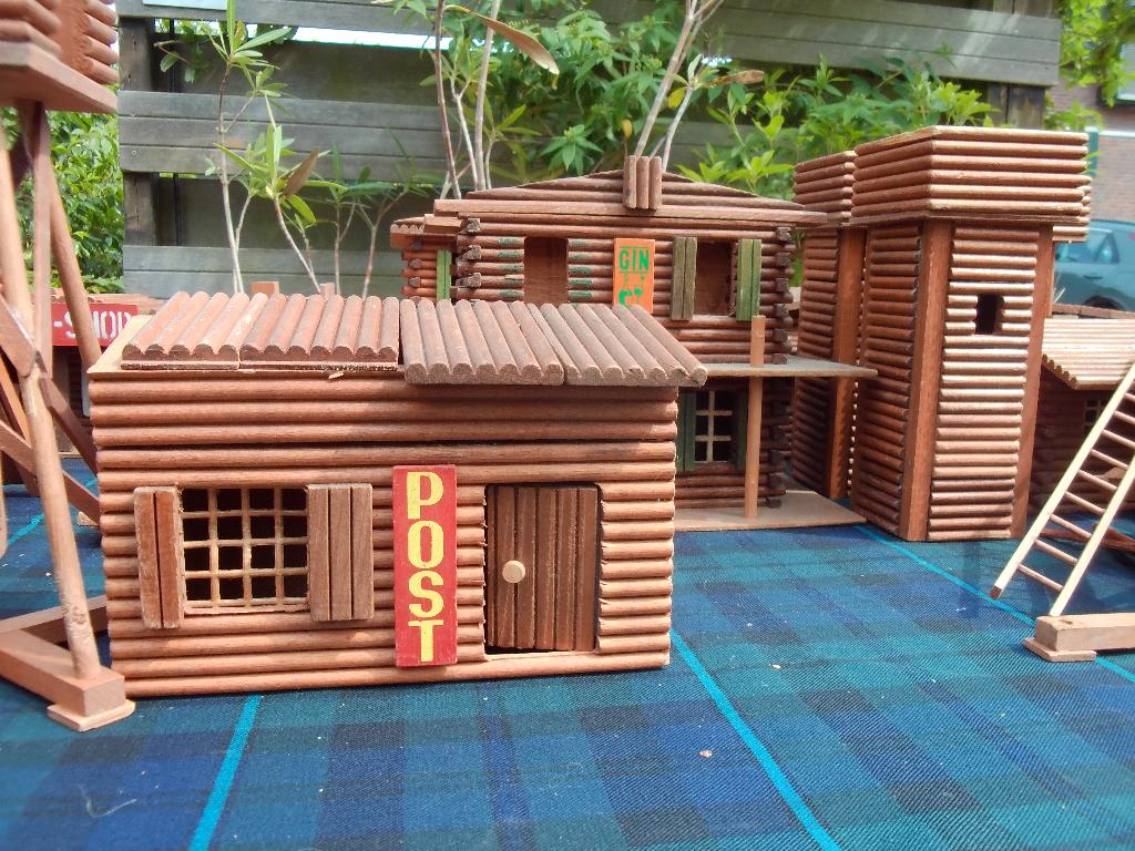 Speelgoed 1970 DDR hout Western thema, Ophalen, Gebruikt
