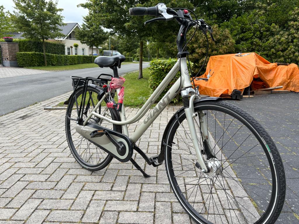 Giant damesfiets type Melbourne, Ophalen, Gebruikt, Versnellingen, Giant