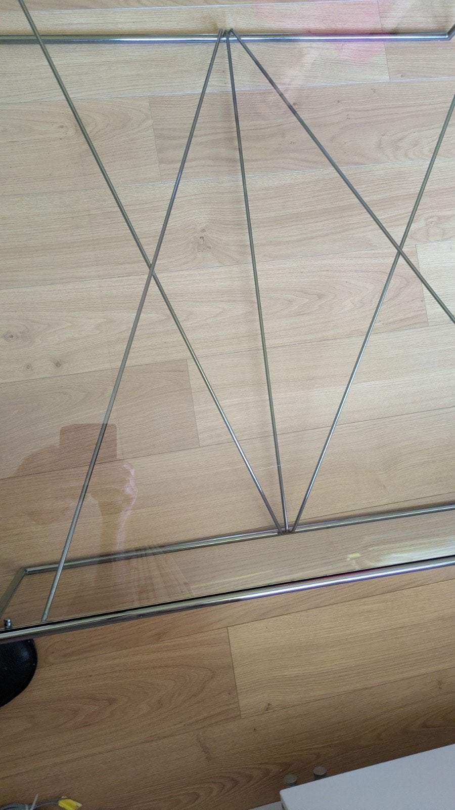 Salontafel met glasplaat, Ophalen
