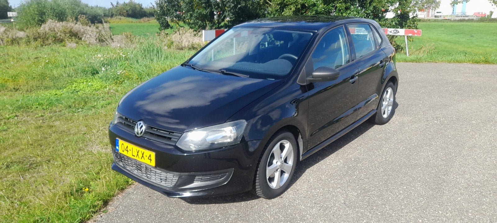 Volkswagen Polo 1.4 16V FSI 63KW 2010 Zwart, Voorwielaandrijving, 970 kg, 40 €/maand, 4 cilinders