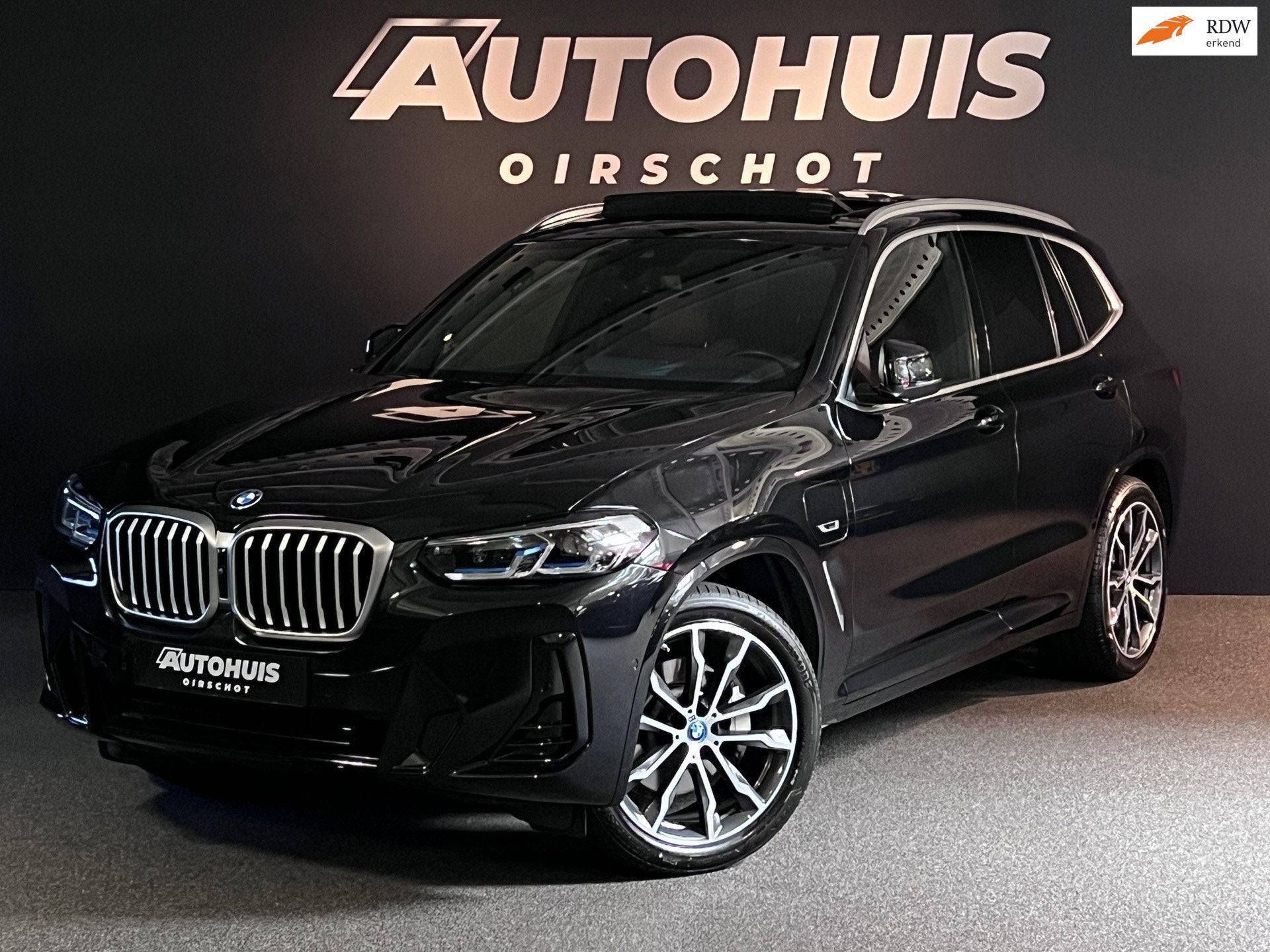 BMW X3 XDrive30e High Executive Edition M Merino Memory stoe, Auto's, BMW, 1998 cc, Gebruikt, Zwart, Vierwielaandrijving