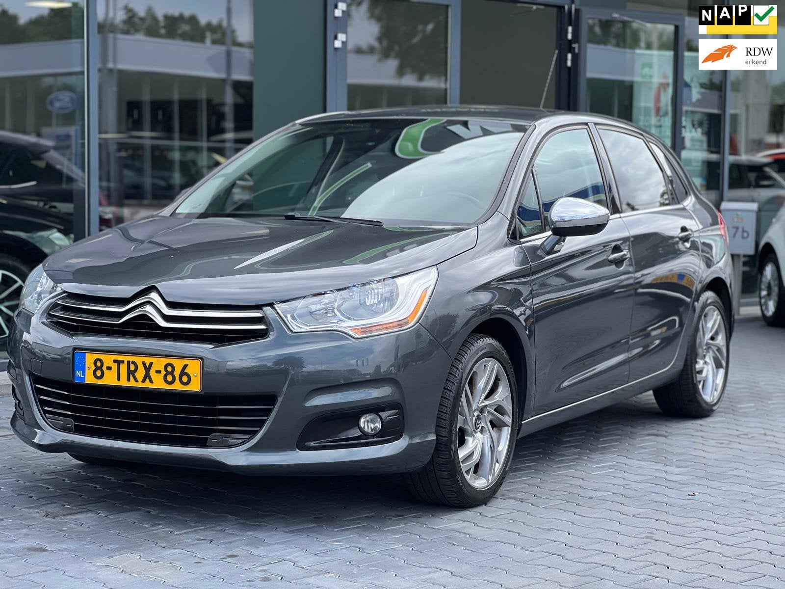 Citroen C4 1.2 PURETECH EXCLUSIVE 5DRS AIRCO NW-APK, Auto's, Citroën, Voorwielaandrijving, Stof, Euro 6, 1199 cc