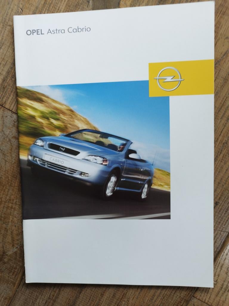 Opel Astra Cabrio brochure 2002 - Nederlands, Opel, Zo goed als nieuw, Opel, Ophalen of Verzenden