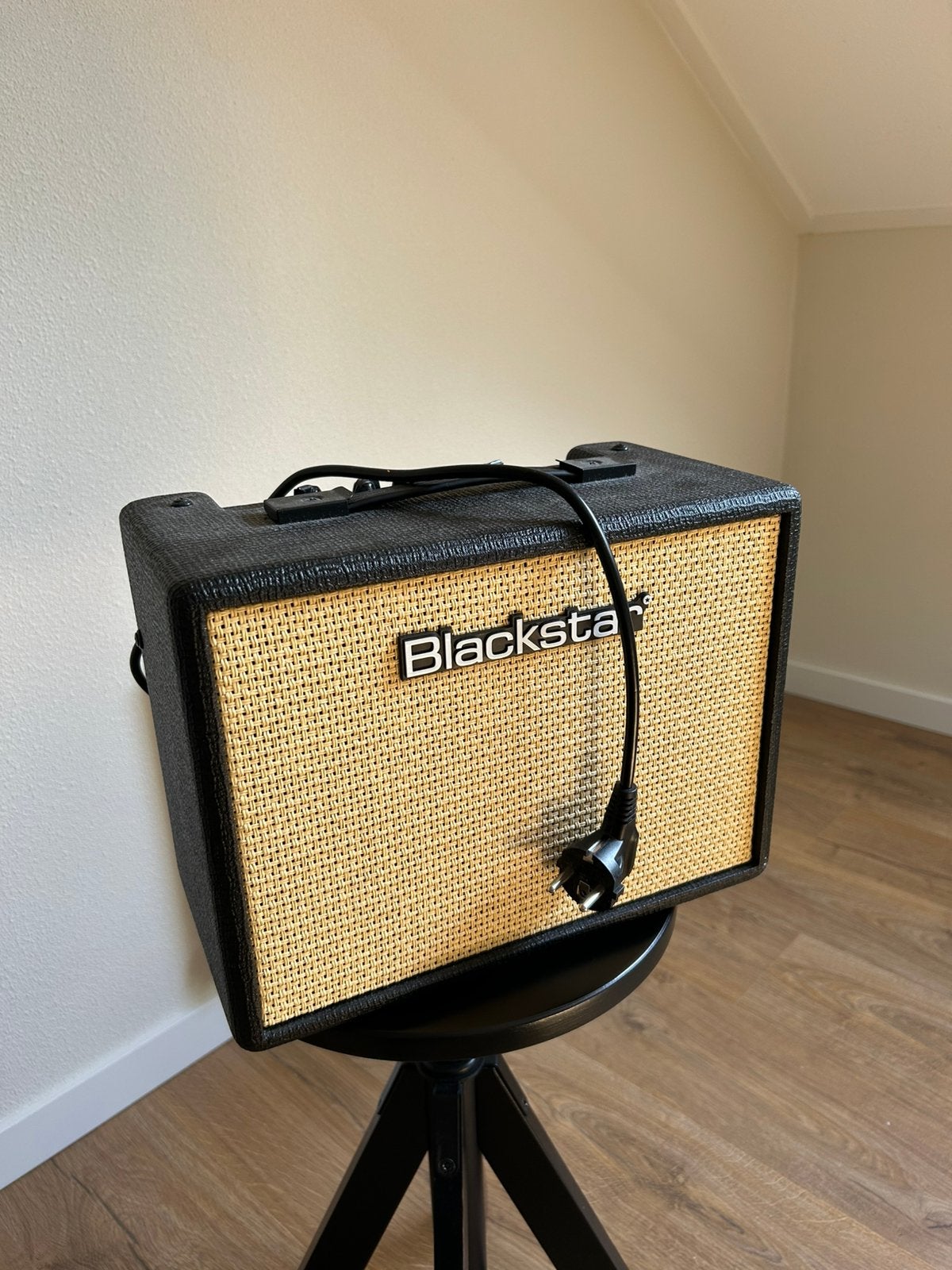 Blackstar Debut 15E versterker voor elektrische gitaar, Muziek en Instrumenten, Ophalen, Zo goed als nieuw, Minder dan 50 watt