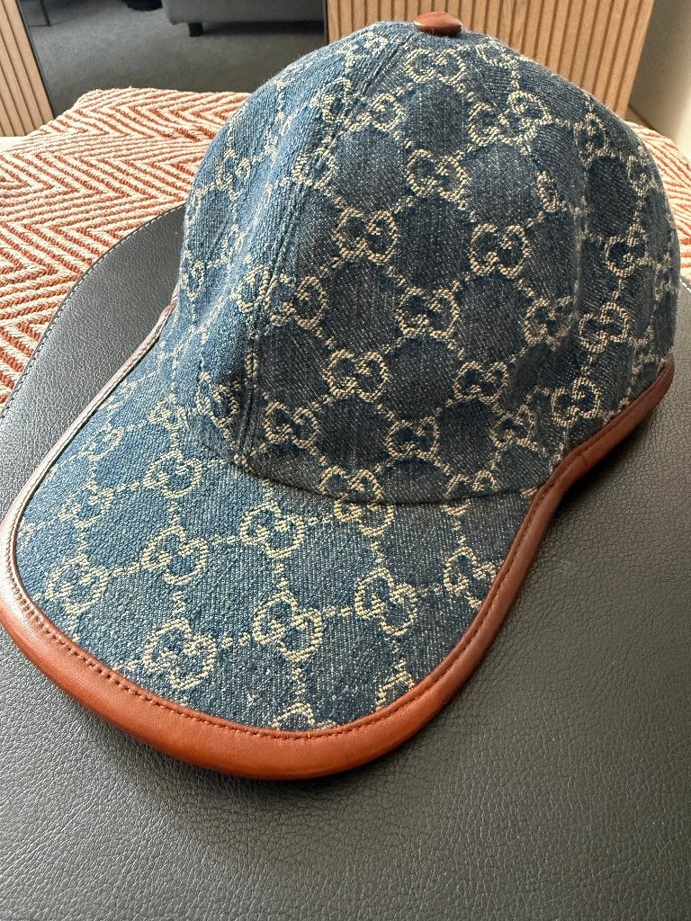 GUCCI Blue GG Supreme Jacquard Denim Baseball Cap, Kleding | Heren, Hoeden en Petten, Ophalen of Verzenden, Pet, Gedragen, 58 of 59 cm (L, 7¼ of ⅜ inch)