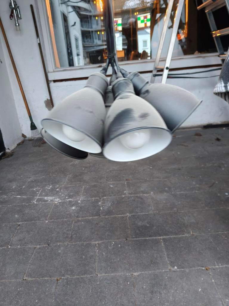 Industriële hanglamp met 4 zwarte kappen, Ophalen, Gebruikt, Industrieel, Modern, Metaal