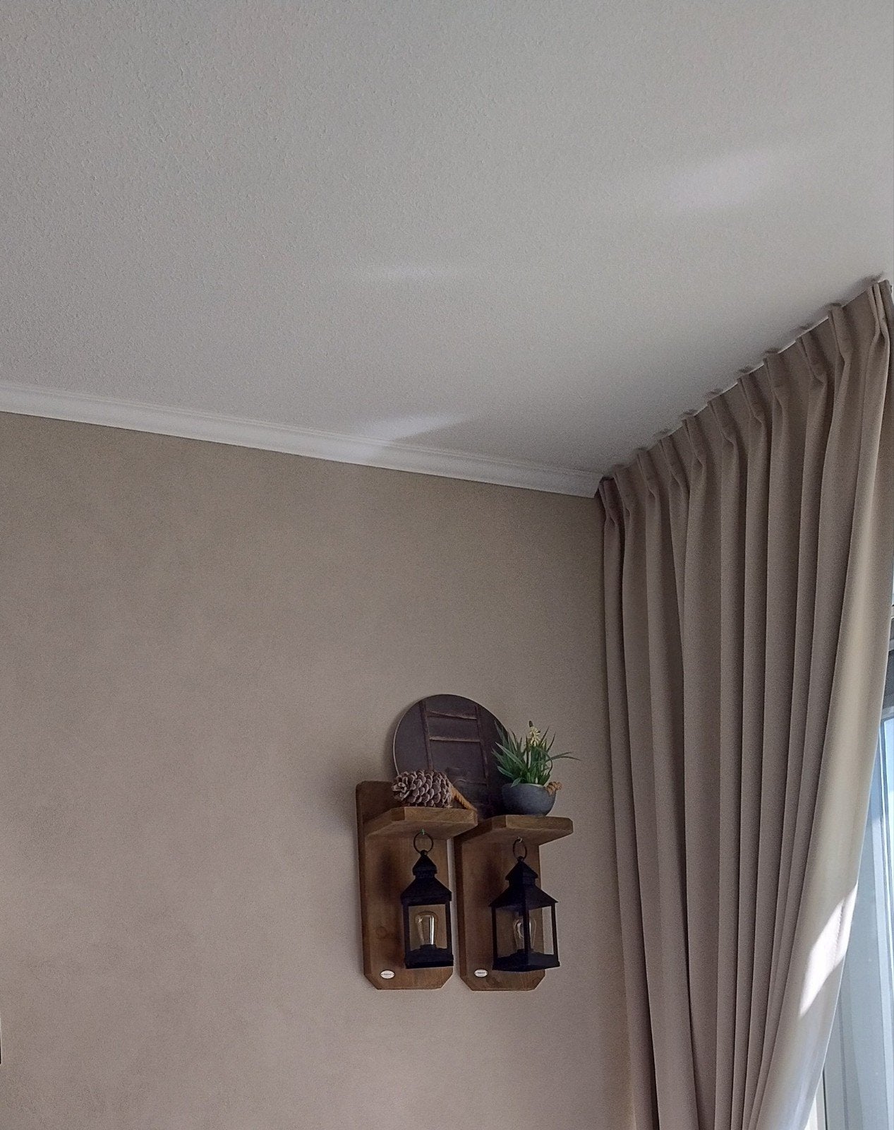 te koop leuke steigerhouten bord en wandhanger, Ophalen