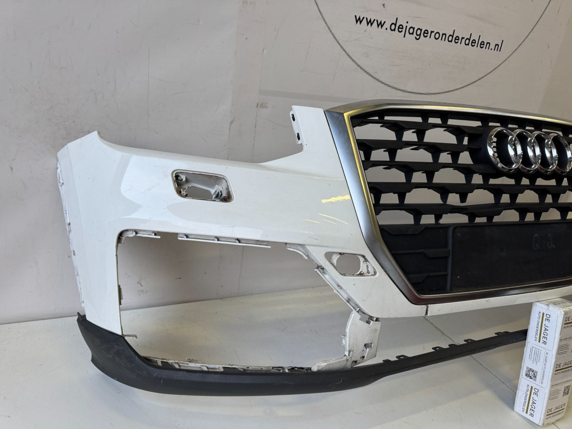 AUDI Q2 S LINE 81A VOORBUMPER BUMPER 81A807437A 2016-, Auto-onderdelen, Carrosserie en Plaatwerk, Gebruikt, Voor, AUDI AG, Auto-Union-Strasse 1
85045  Ingolstadt, DE