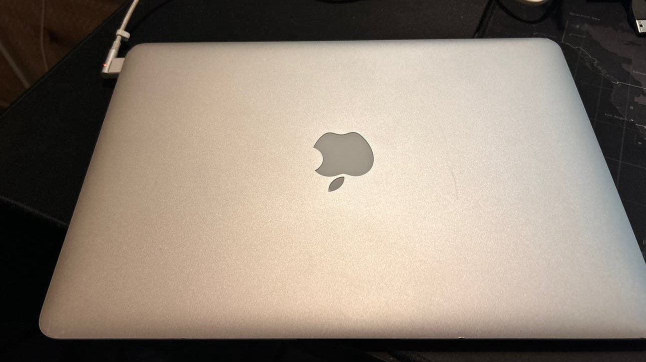 MacBook Air 13" (early 2015) - 8GB RAM, 121GB SSD, Computers en Software, Apple Macbooks, Ophalen, Gebruikt, 8 GB, 13 inch