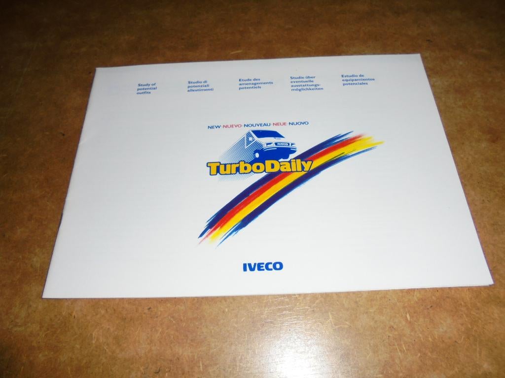 brochure Iveco Daily ontwerpschetsen opbouwvarianten 1989, Boeken, Ophalen of Verzenden, Zo goed als nieuw, Overige merken