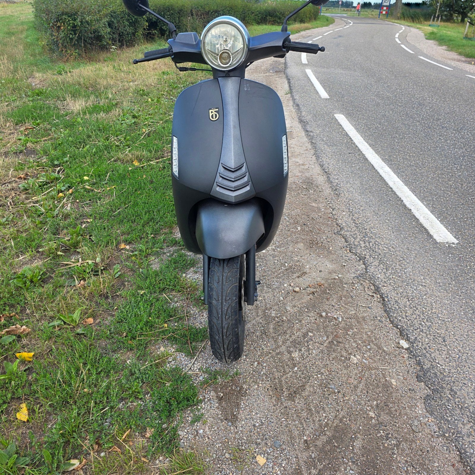 BTC Riva Scooter Mat Zwart - Lichte Gebruikerssporen, Fietsen en Brommers, Scooters | Peugeot, Ophalen, Gebruikt, Overige modellen
