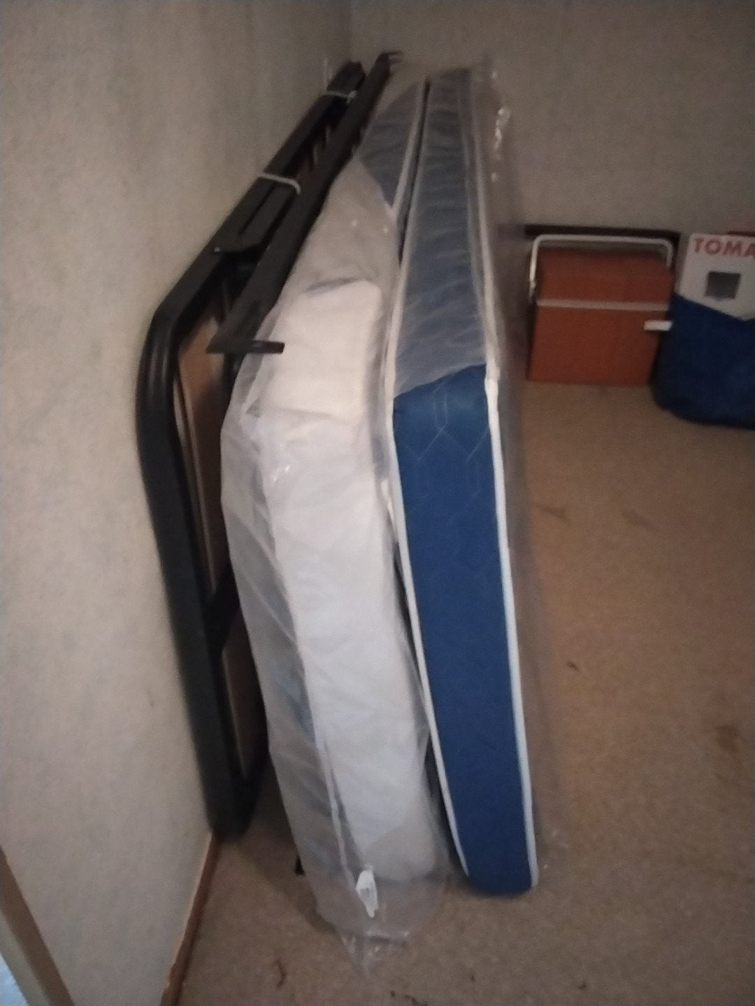 bedden, Huis en Inrichting, Ophalen, 90 cm, Eenpersoons, Zwart