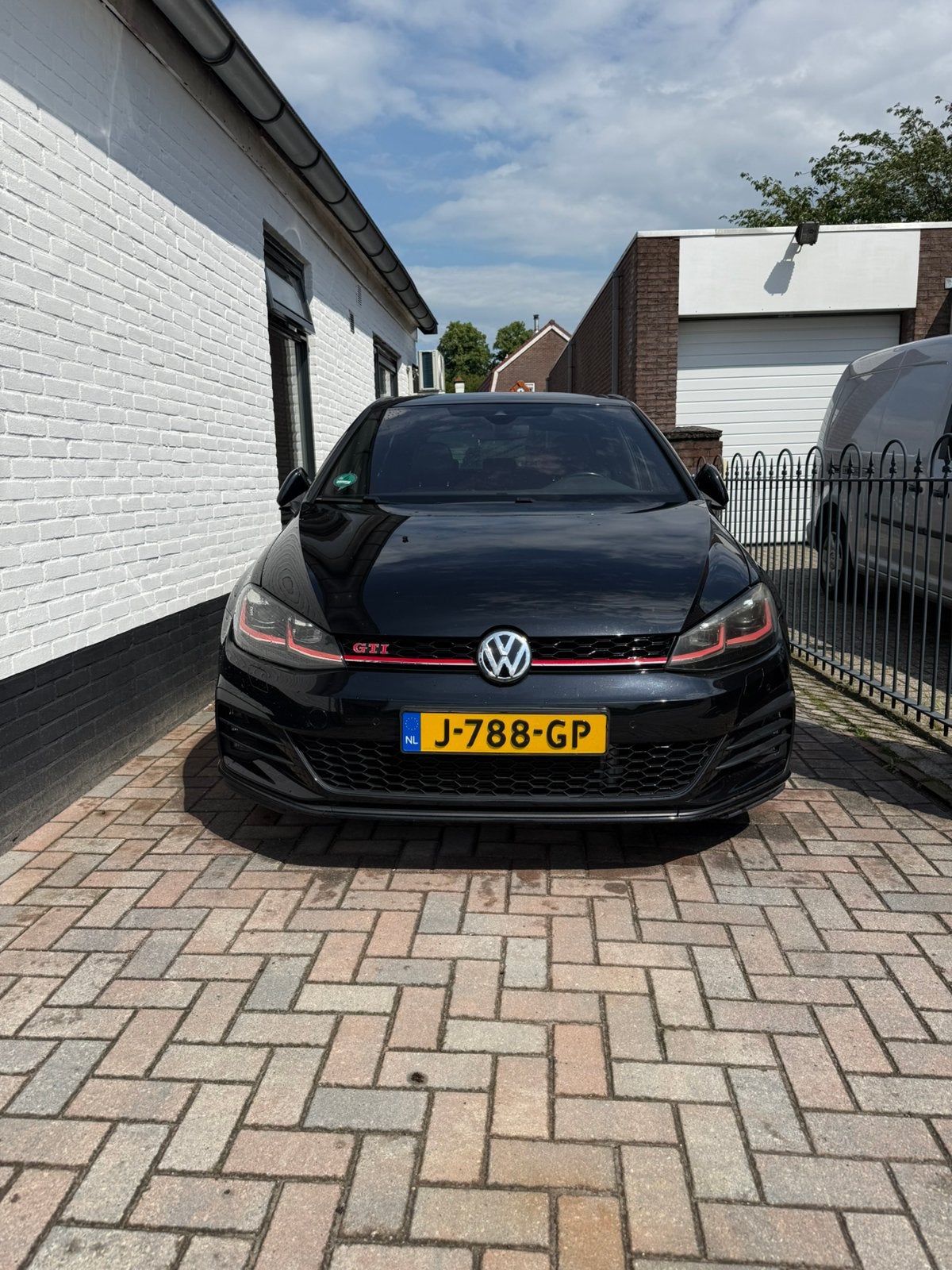 Volkswagen Golf 2.0 TSI 245pk 7,5-DSG 5D 2019 Zwart, Auto's, 1345 kg, Zwart, 4 cilinders, 1984 cc