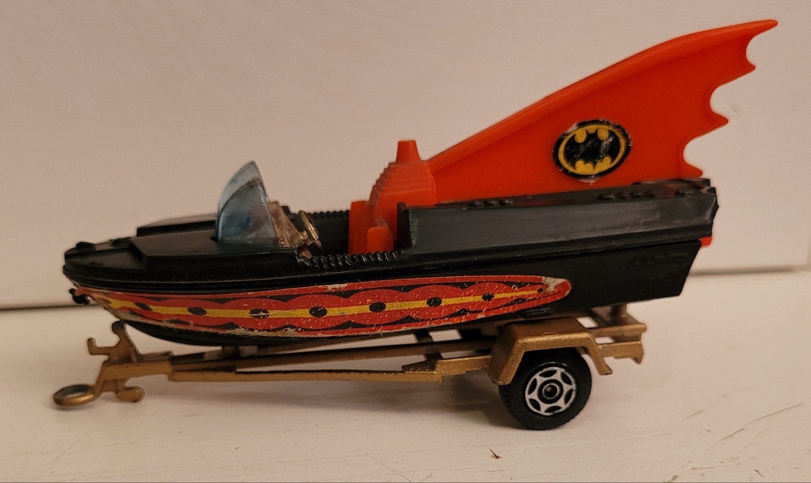 Batman Batboat Corgi Toys 1976, Verzamelen, Ophalen of Verzenden, Gebruikt, Tv, Beeldje, Replica of Model