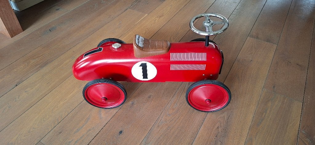 Retro loopauto Goki Rood, Ophalen, Zo goed als nieuw, Loopvoertuig