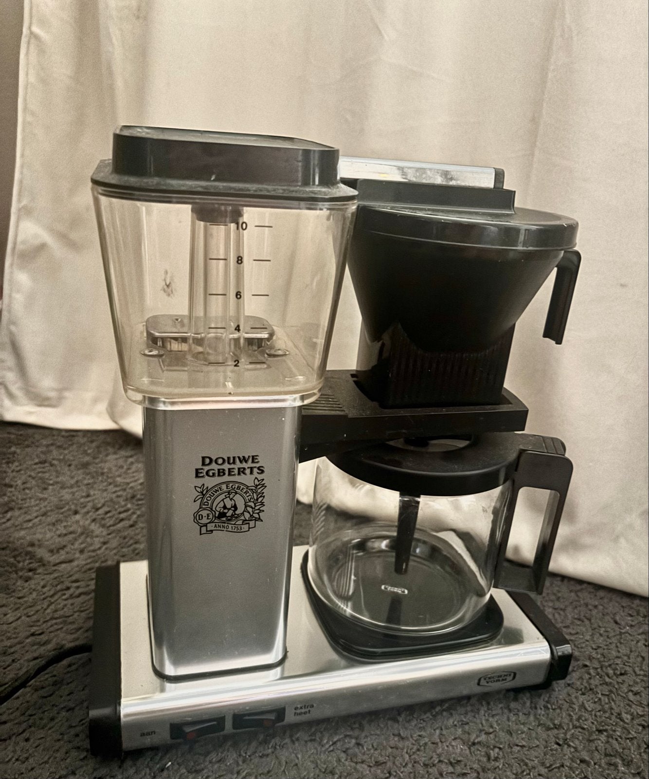 Douwe Egberts Koffiezetapparaat - Zo goed als nieuw, Witgoed en Apparatuur, Koffiezetapparaten, 10 kopjes of meer, Koffiemachine