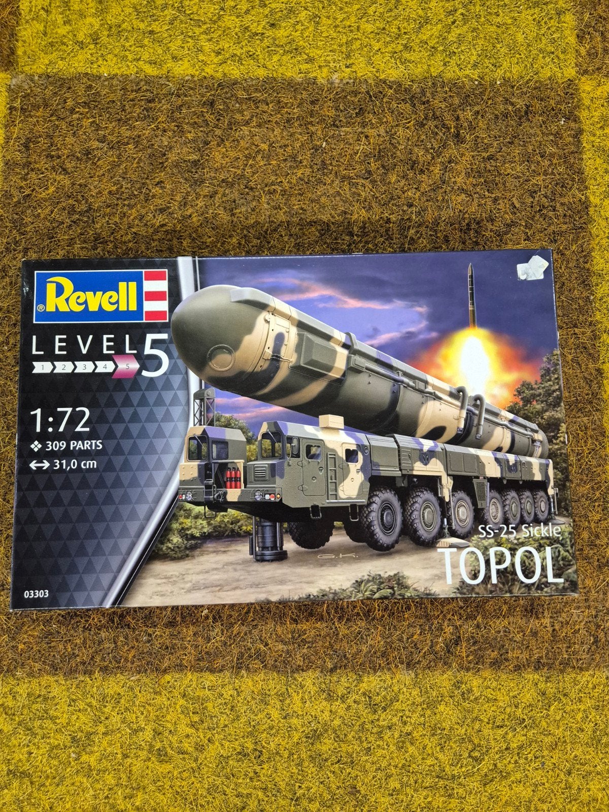 Revell 03303 ss-25 sickle TOPOL, Ophalen of Verzenden, Nieuw, Tank, Revell