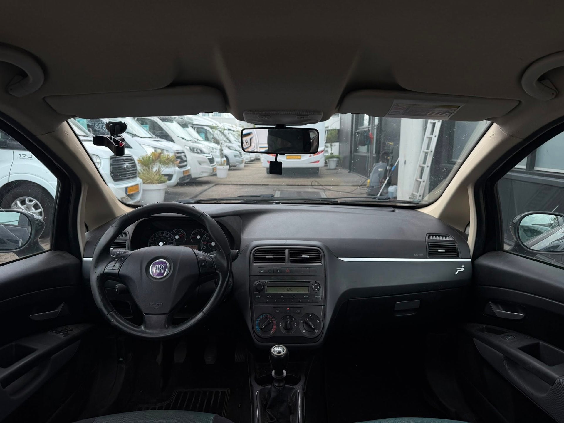 Fiat Grande Punto 1.4 Dynamic l INRUILKOOPJE l AIRCO l RADIO, Auto's, Fiat, Voorwielaandrijving, Stof, 4 cilinders, 400 kg