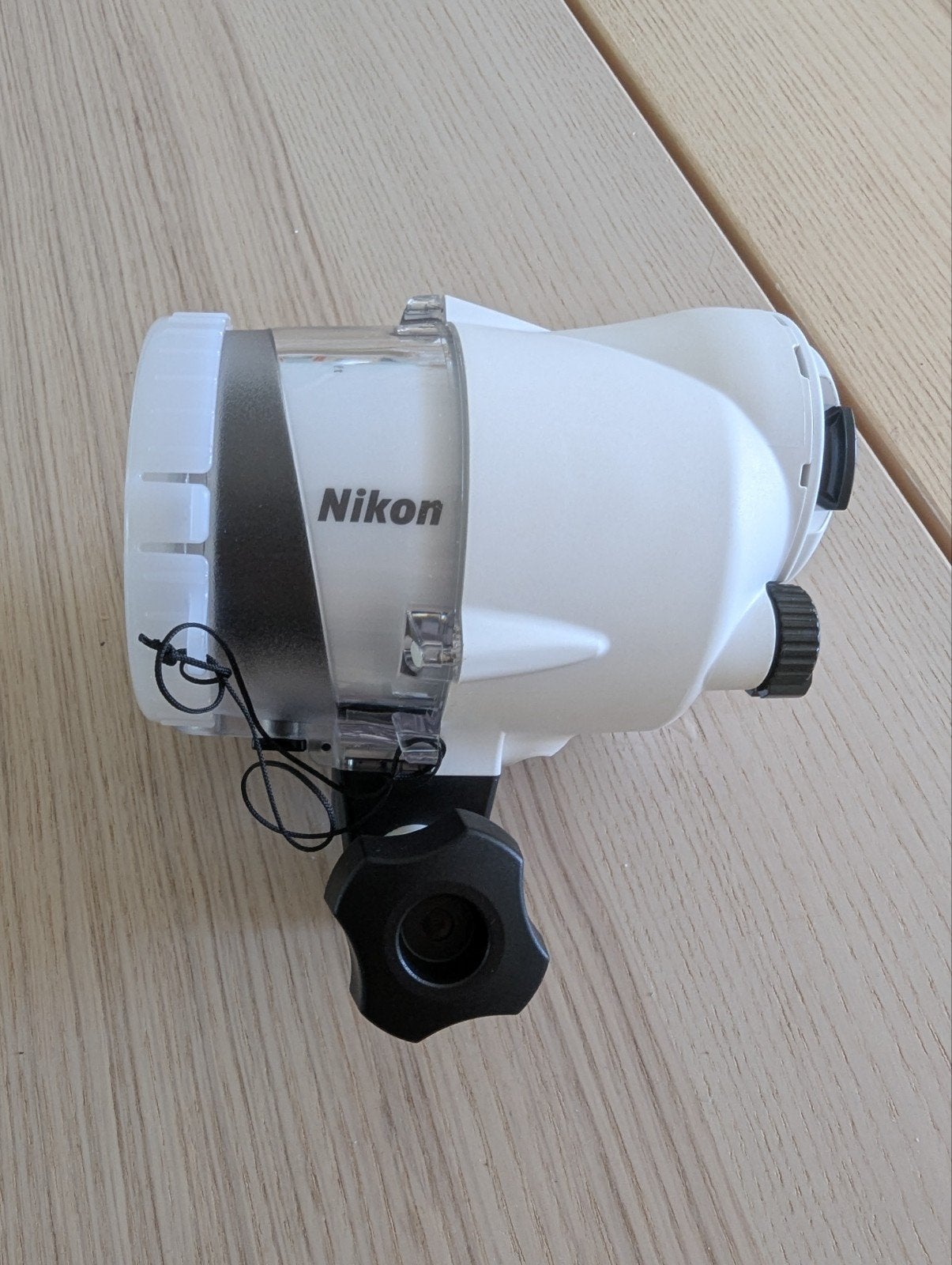 Nikon SB-N10 Underwater Speedlight, Ophalen of Verzenden, Zo goed als nieuw, Meer dan 40 meter, Accessoires