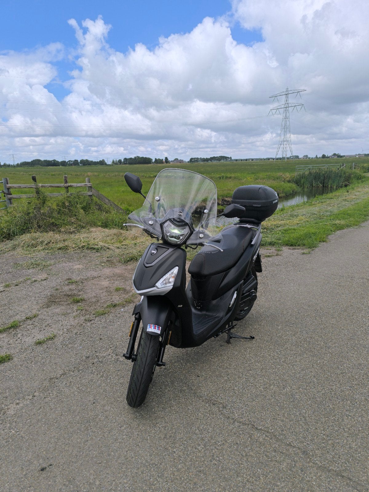 SYM Symphony 4t matt Black!, Ophalen, Overige modellen, Maximaal 45 km/u, Zo goed als nieuw