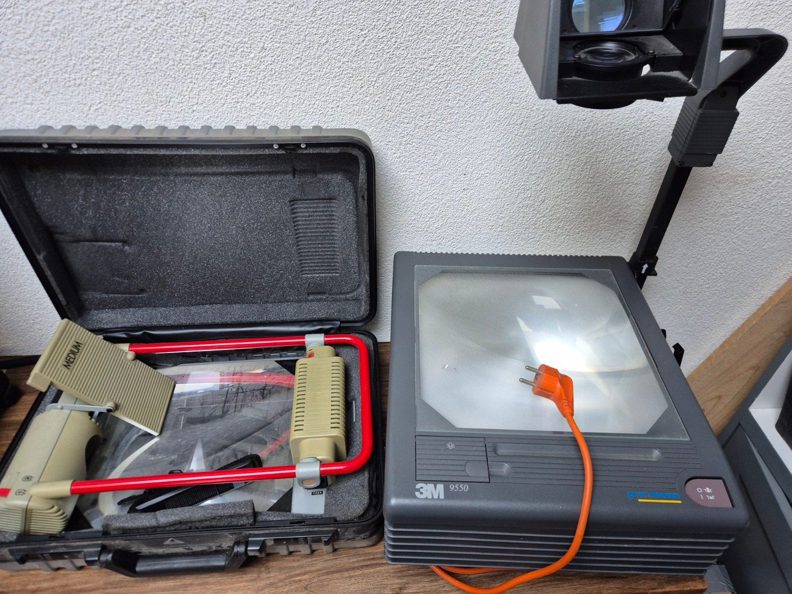 Overheadprojector 3M 9550 en Medium Traveller 3, 3M, Medium, Ophalen of Verzenden, Overige resoluties, Gebruikt