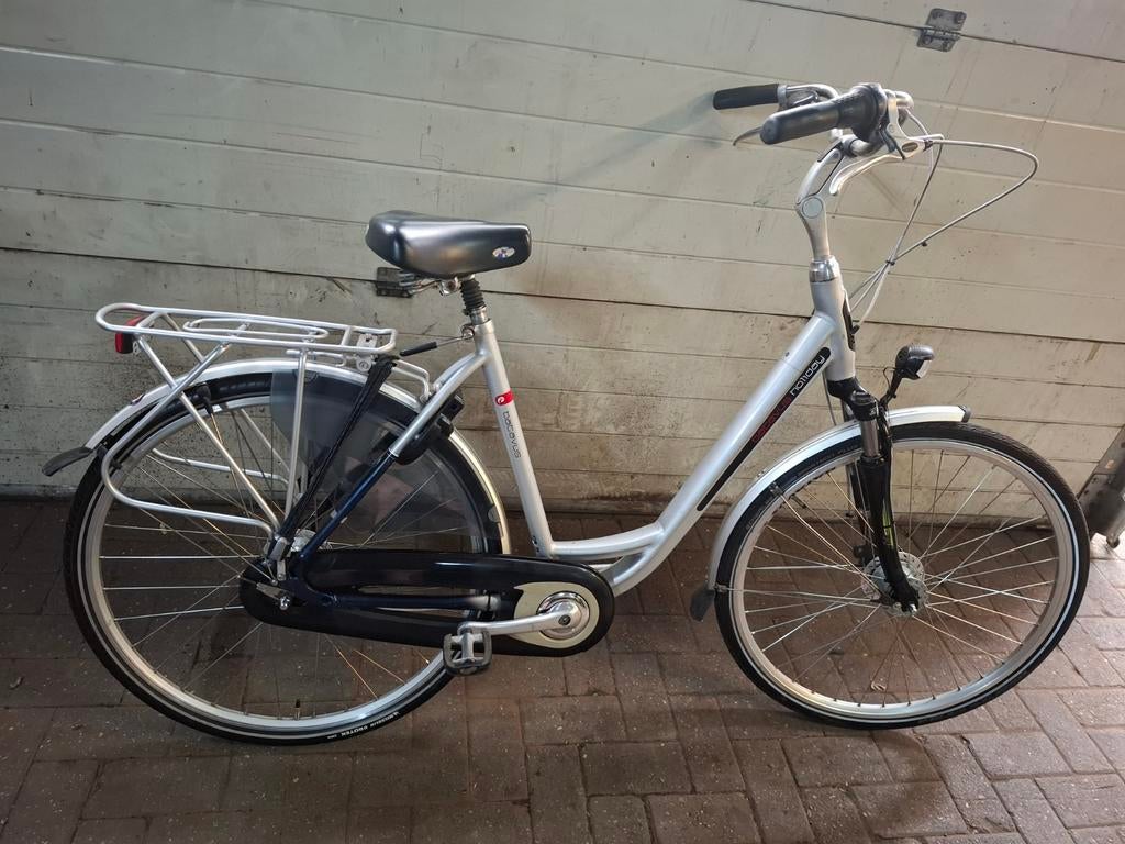Te koop batavus holiday damesfiets 28 inch 53 cm frame, Fietsen en Brommers, Fietsen | Dames | Damesfietsen, Ophalen, Versnellingen