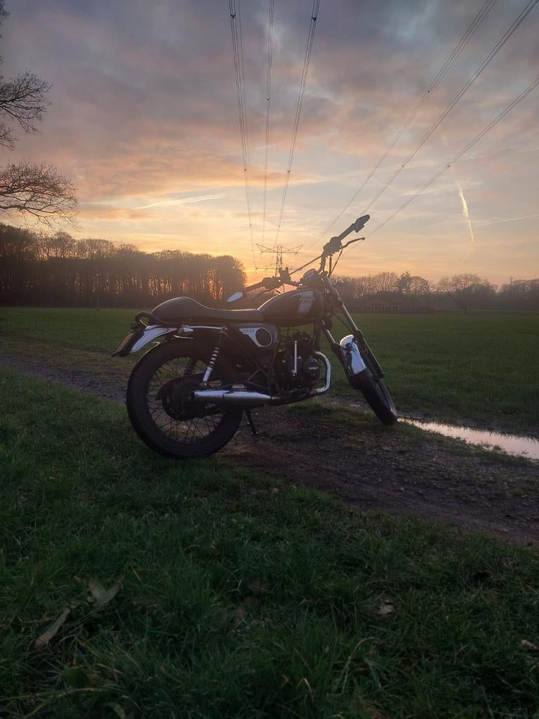Mash 50 schakelbrommer 50cc, Fietsen en Brommers, Ophalen, Gebruikt, Maximaal 45 km/u, Mash fifty