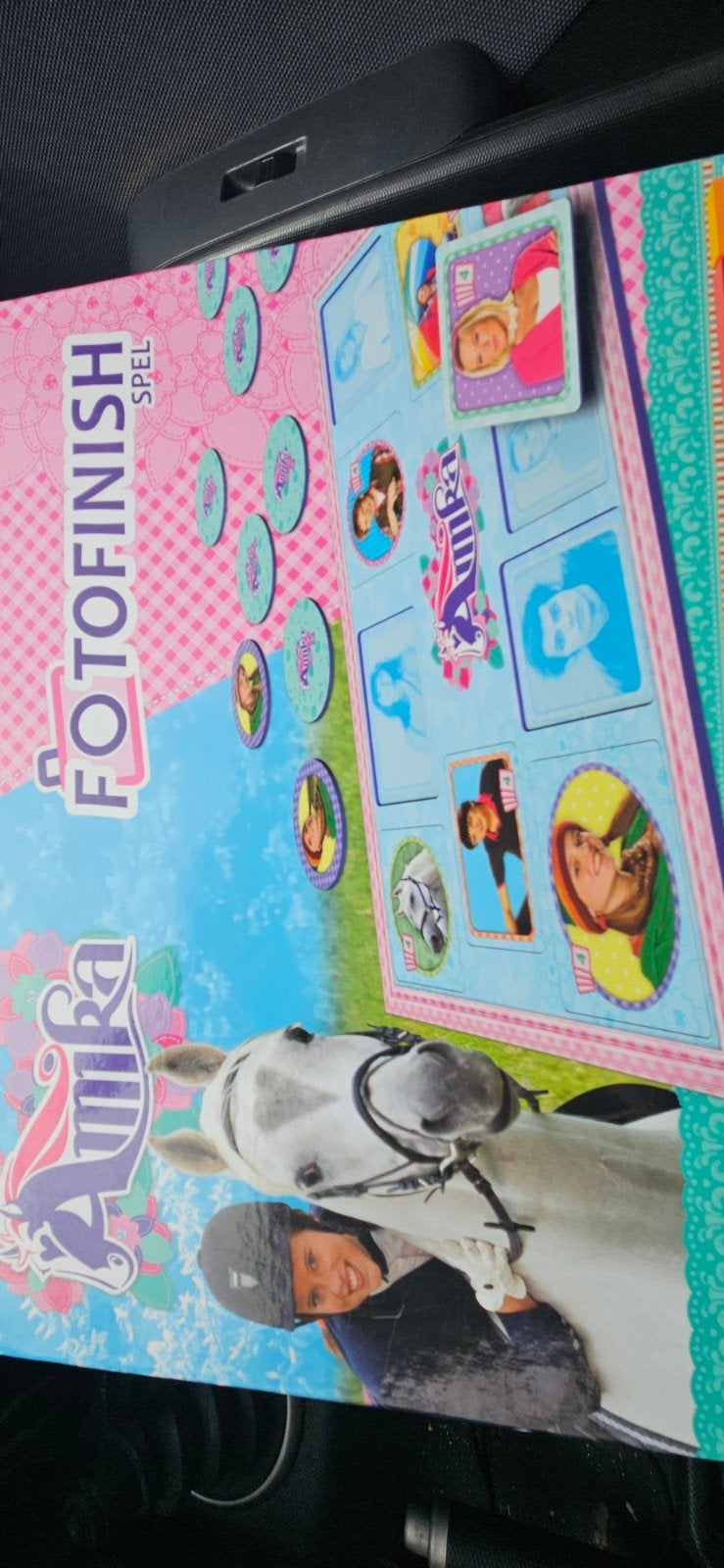 Amika Fotofinish Spel - Paarden Avontuur Bordspel, Drie of vier spelers, Ophalen of Verzenden, Gebruikt