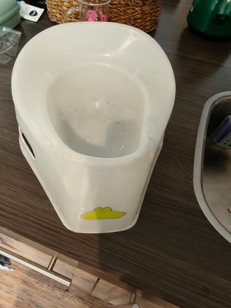 Wit potje met kikker voor zindelijkheidstraining, Ophalen of Verzenden, Zo goed als nieuw