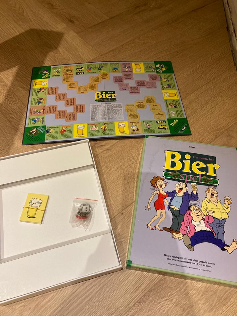 Bierspel, Vijf spelers of meer, Ophalen of Verzenden, Zo goed als nieuw