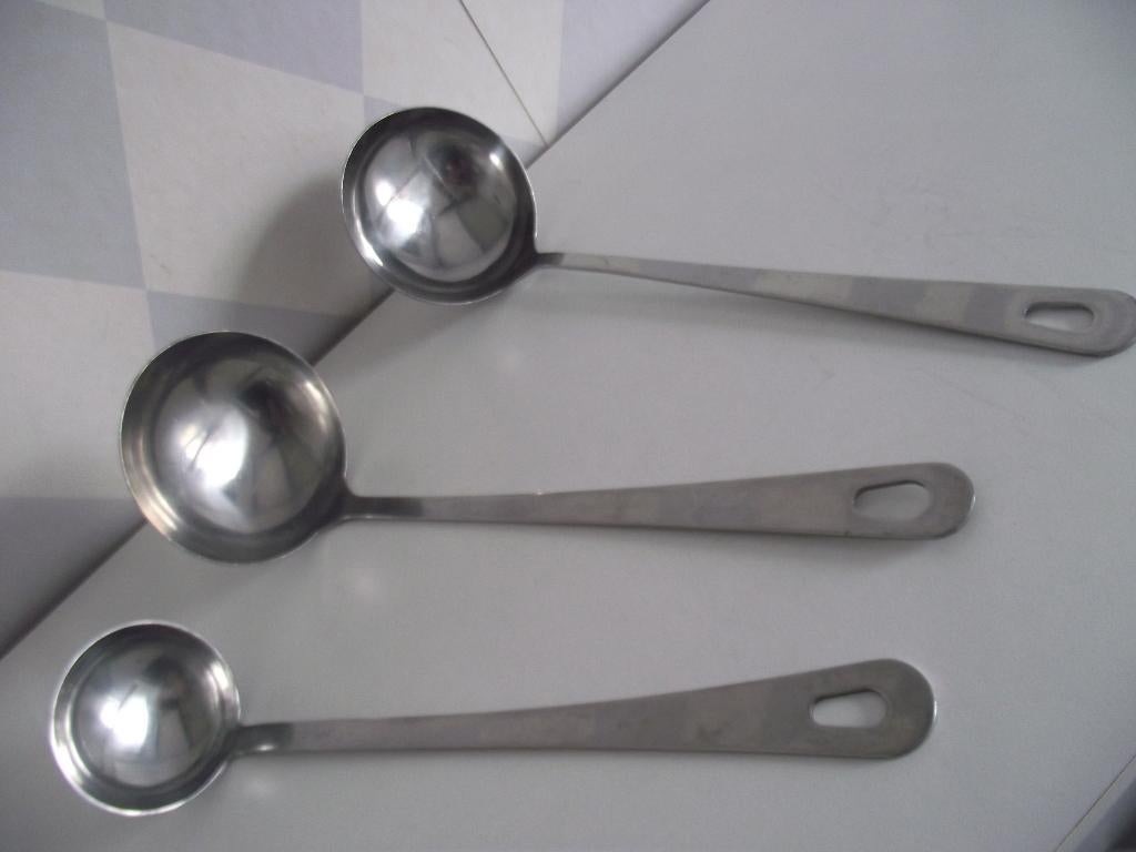 3 RVS opscheplepels + ophangoog 2 soep 1 saus 27-30 cm p st, Huis en Inrichting, Keuken | Bestek, Los bestek, IKEA, Ophalen of Verzenden