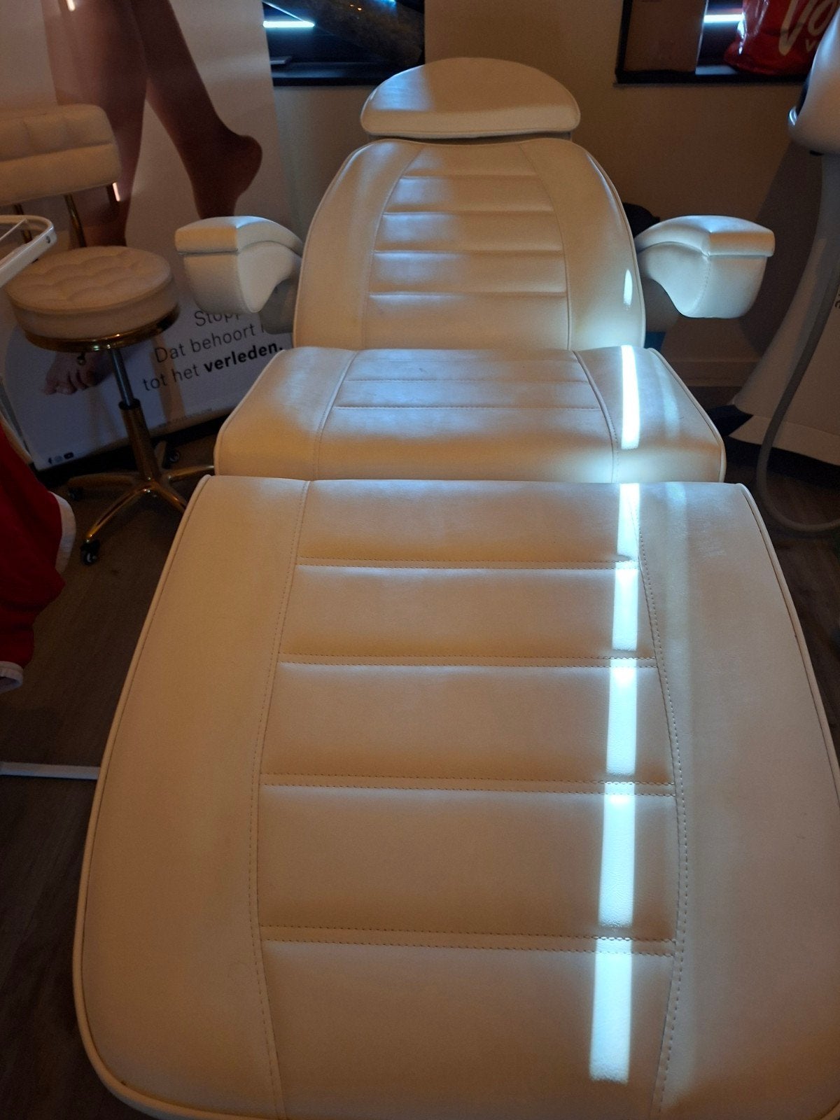 Profesionele behandelstoel geheel elekrisch, Ophalen, Massagestoel of Kussen