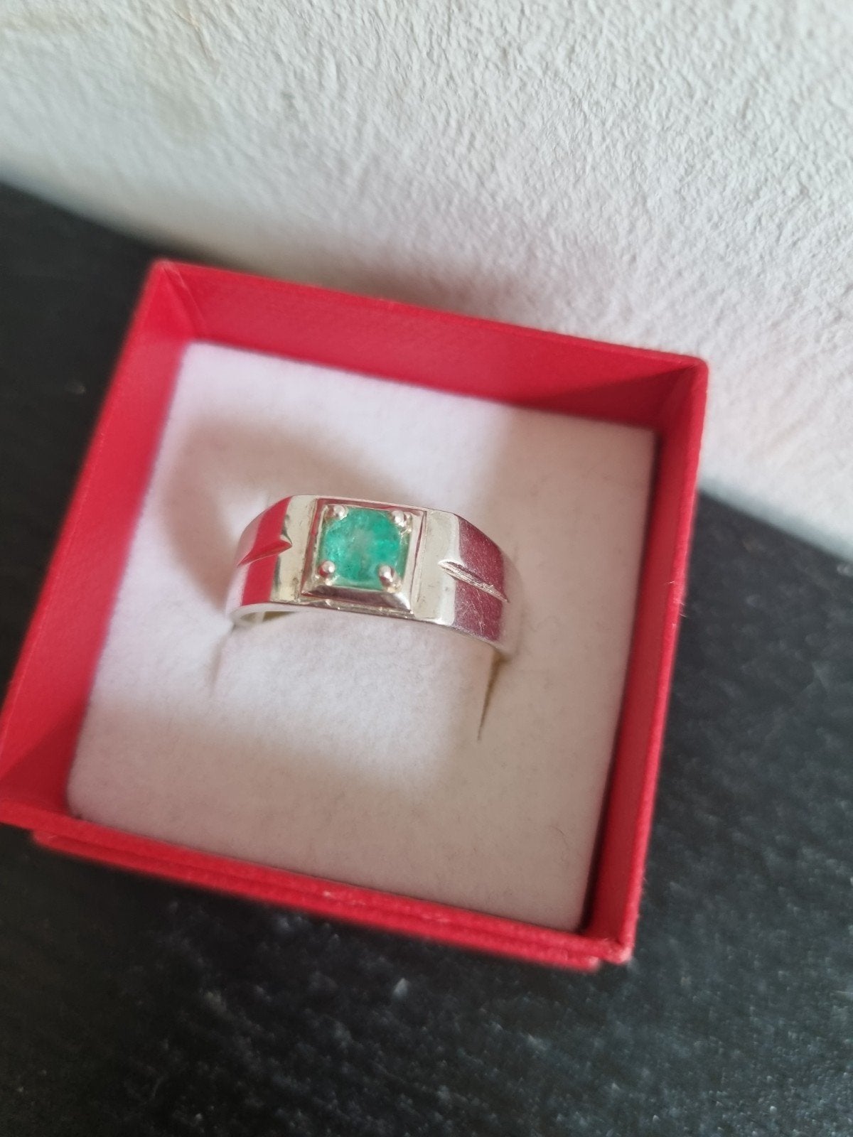 zilveren ring met echte smaragd, Ophalen, Heer, Zo goed als nieuw, 17 tot 18