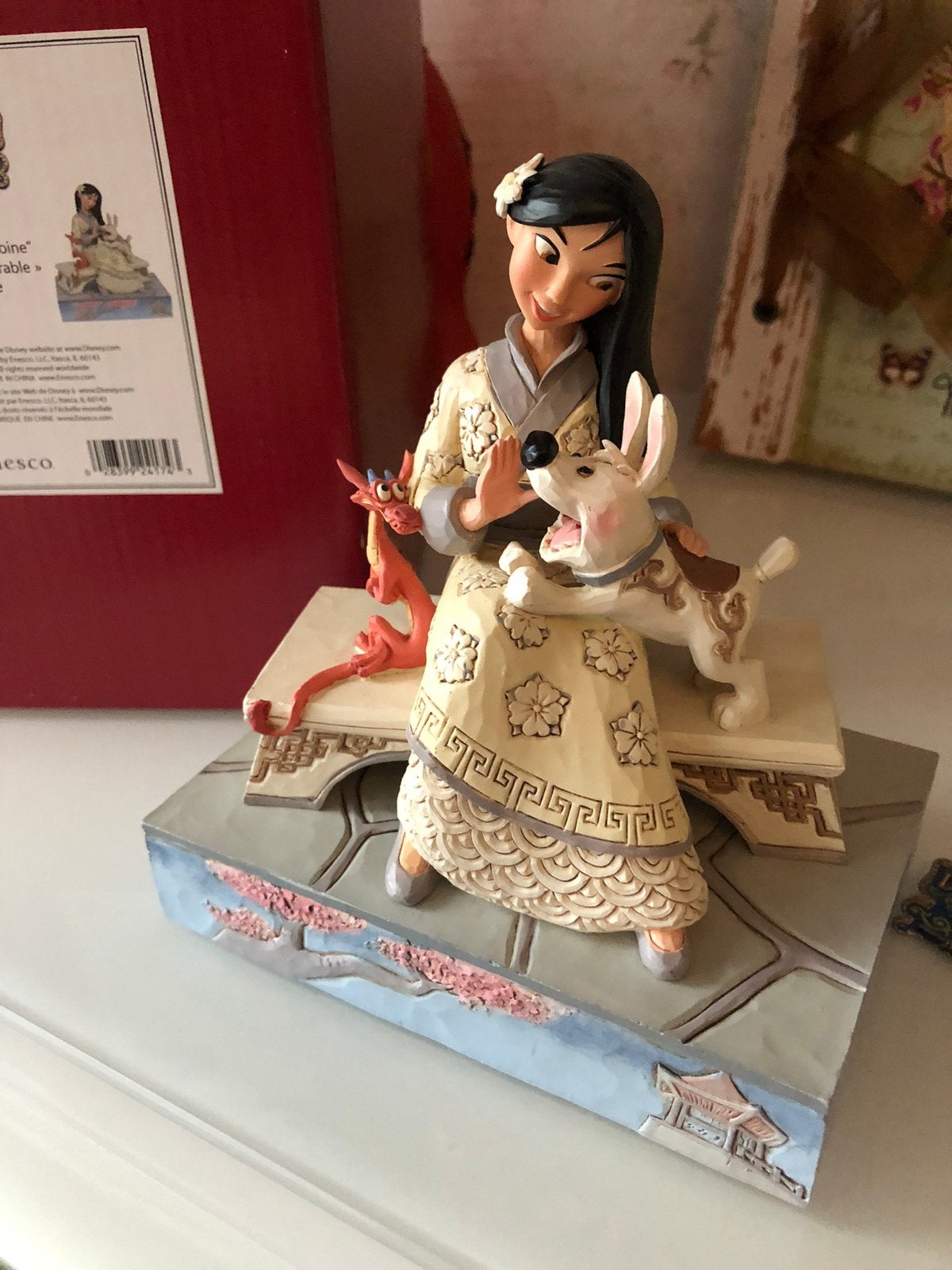 Disney traditions white woodland mulan, Ophalen of Verzenden, Beeldje of Figuurtje