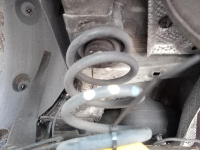 Schroefveer achter van een Renault Clio, Gebruikt, -, Renault, -