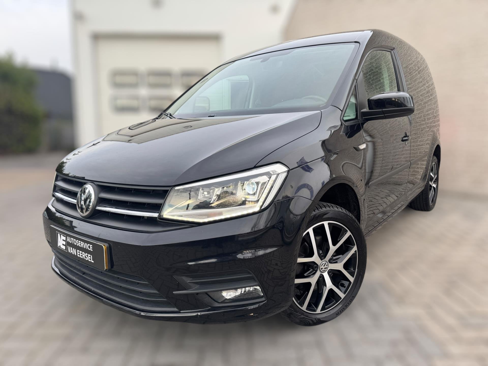Volkswagen Caddy 2.0 TDI L1H1 BMT Exclusive Edition 150PK /, Stof, Gebruikt, 4 cilinders, 150 pk