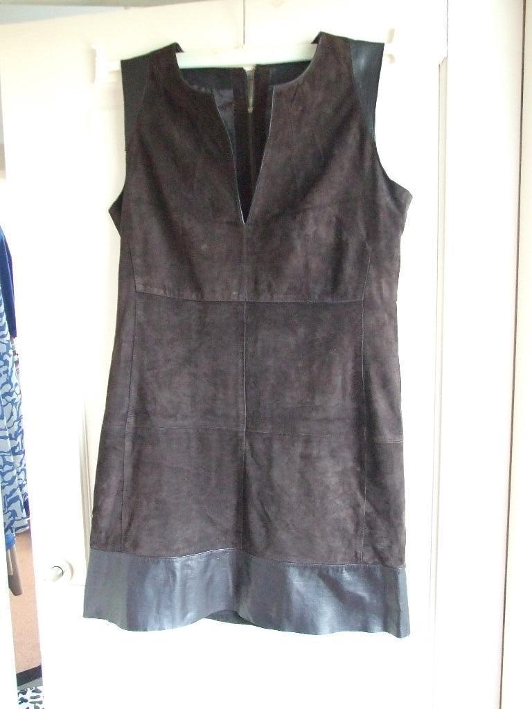 Claudia Sträter bruine suede overgooier 42, Kleding | Dames, Jurken, Bruin, Maat 42/44 (L), Ophalen of Verzenden, Zo goed als nieuw