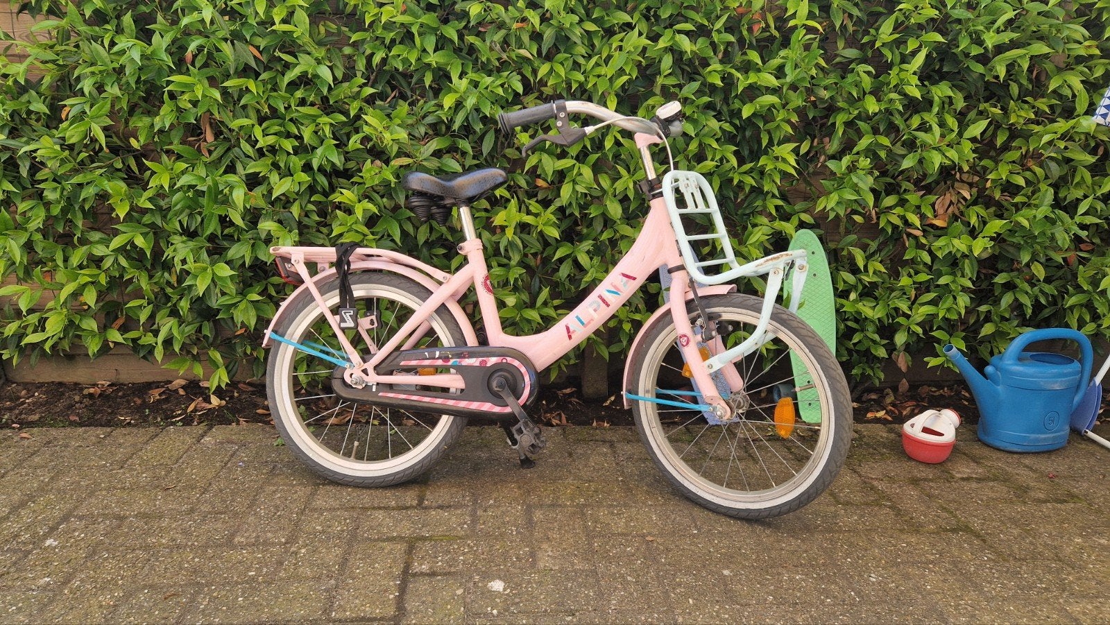 Roze Alpina kinderfiets 20 inch - Zo goed als nieuw, Fietsen en Brommers, Ophalen of Verzenden, Zo goed als nieuw, 20 inch of meer
