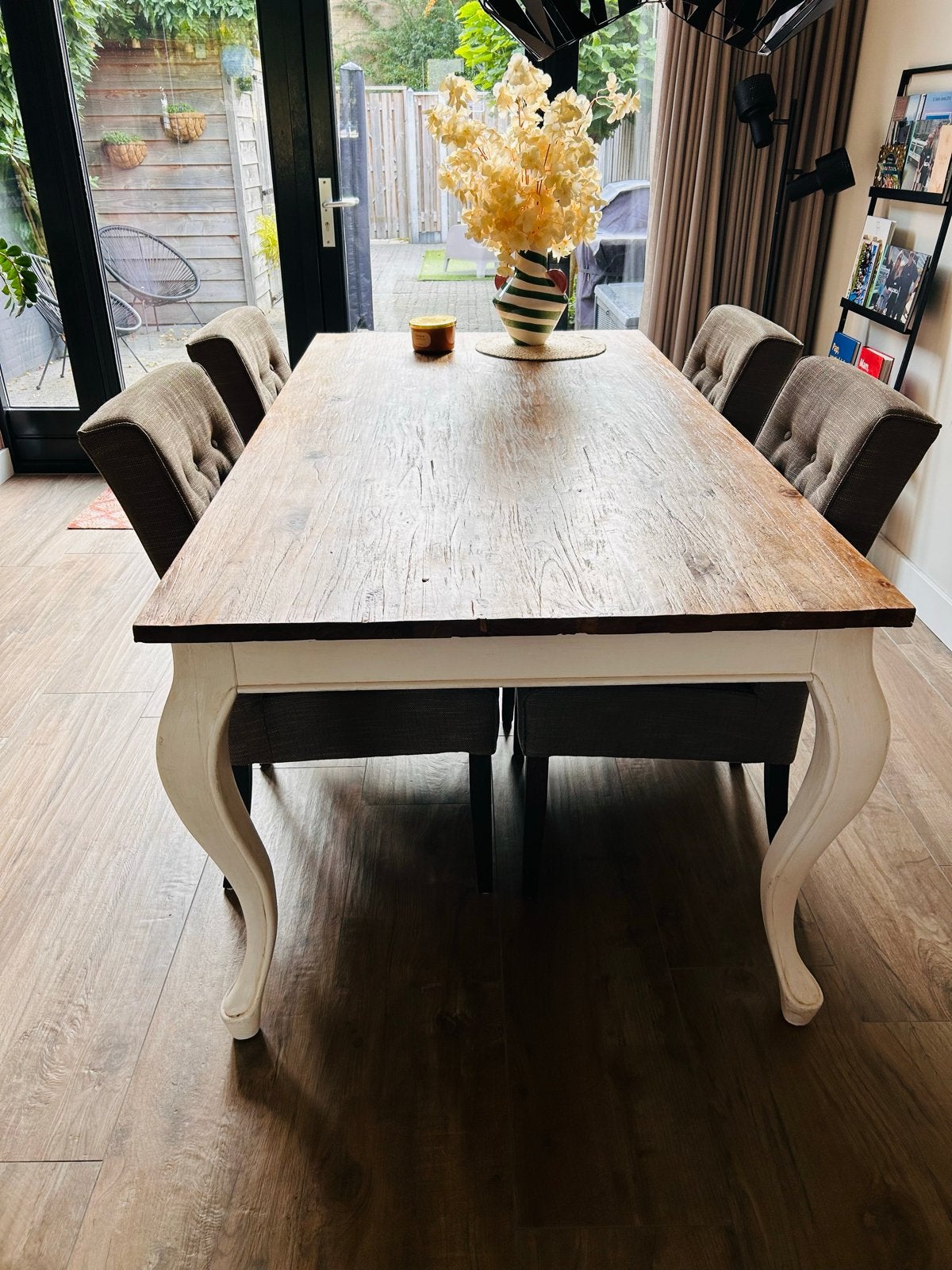 Elegante eettafel met landelijke charme, Ophalen, Gebruikt, 50 tot 100 cm, 150 tot 200 cm